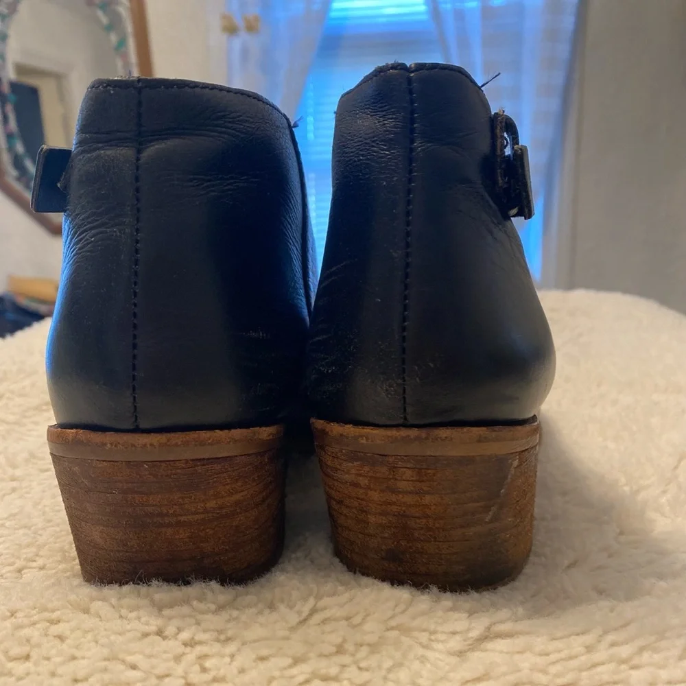 Madewell Black Leather Ankle Booties